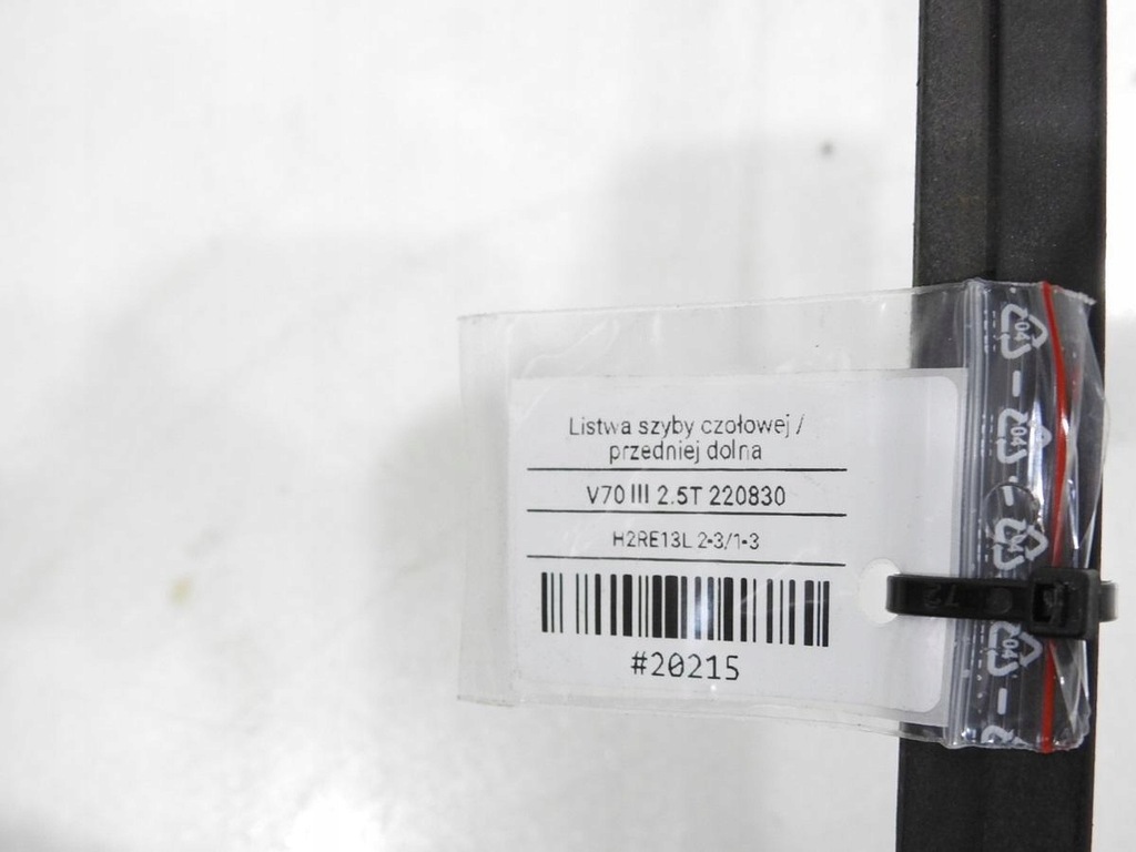 фото №8, Молдинг скло лобове нижня volvo v70 iii