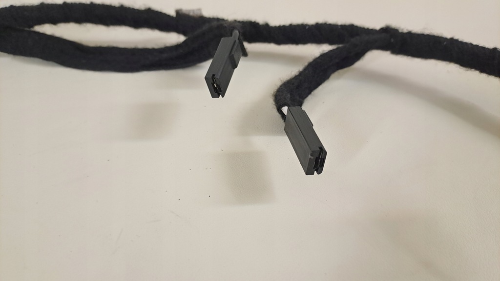 фото №7, Dacia sandero 3 stepway 21r джгут кришки багажника