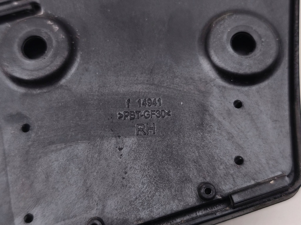 Tesla model s 2015 молдинг стойка b 14941 с Разборки