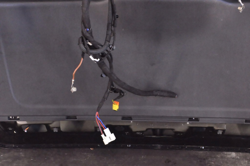 фото №9, Mercedes eqb x243 крышка багажника багажника задняя задняя 24r