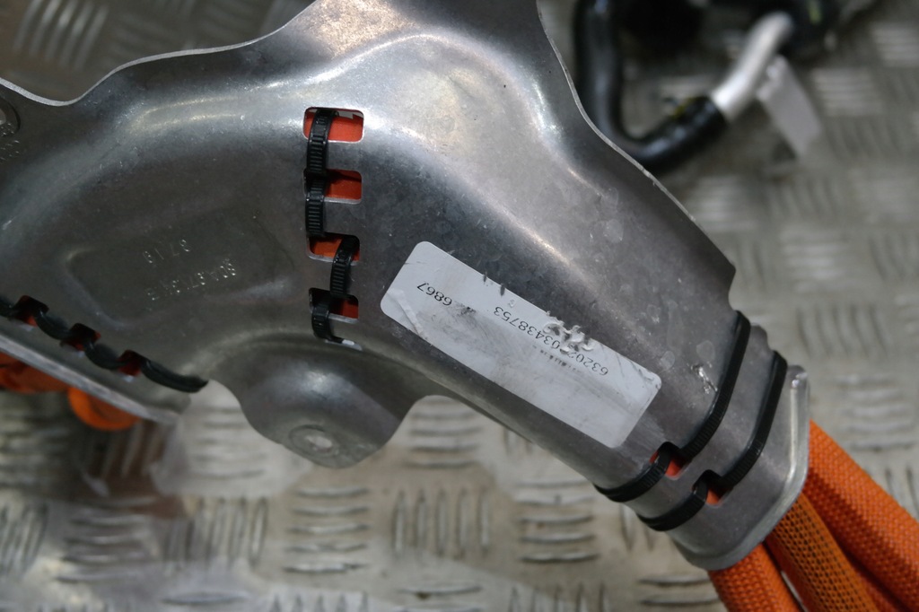 фото №9, Audi q5 80a tfsi гибрид кабель шланг питания