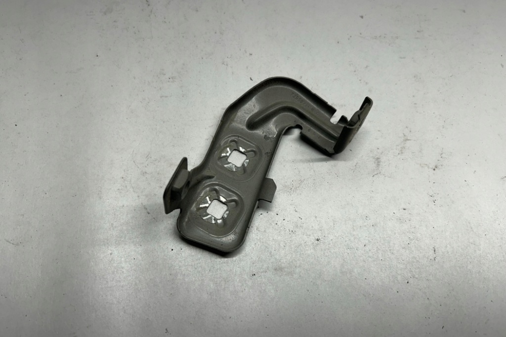 фото №10, Кронштейн передний правого крыла bmw 4 gran coupe f36 7255822 3.0l