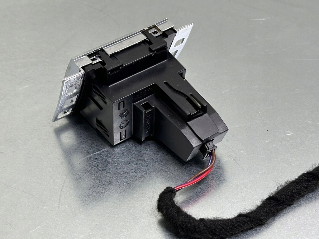 фото №5, Volkswagen passat alltrack 2012 панелі приладова, консоль 3aa919204a