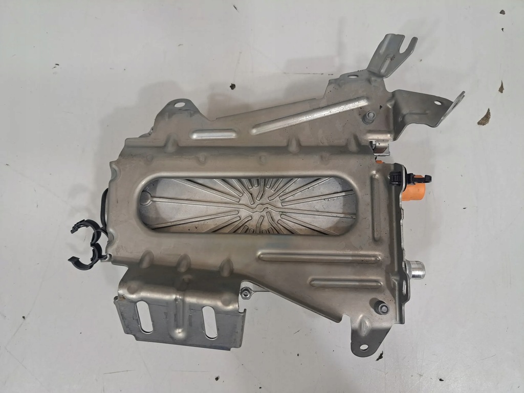 фото №9, Bmw i4 2024 двигатели вентилятор