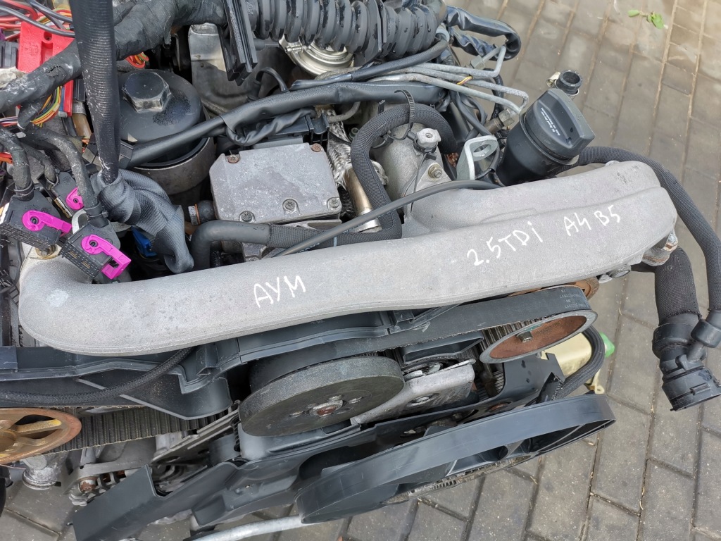 Двигатель комплектный  audi a6 c5 a4 b5 skoda superb 1 2.5 tdi aym Киев