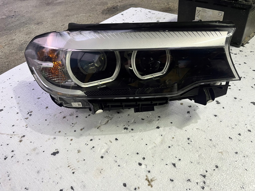 фото №1, Bmw 5 g30 g31 лампа права full led комплектна