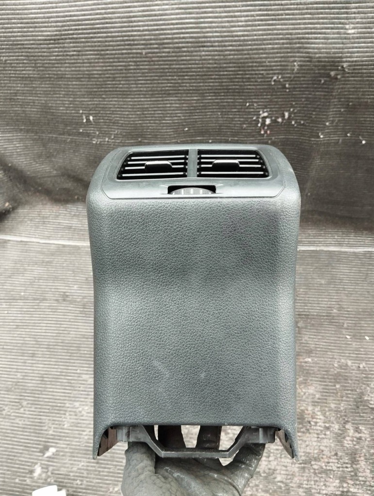 фото №7, Тунель середній підлокітник vw golf vii hb europa