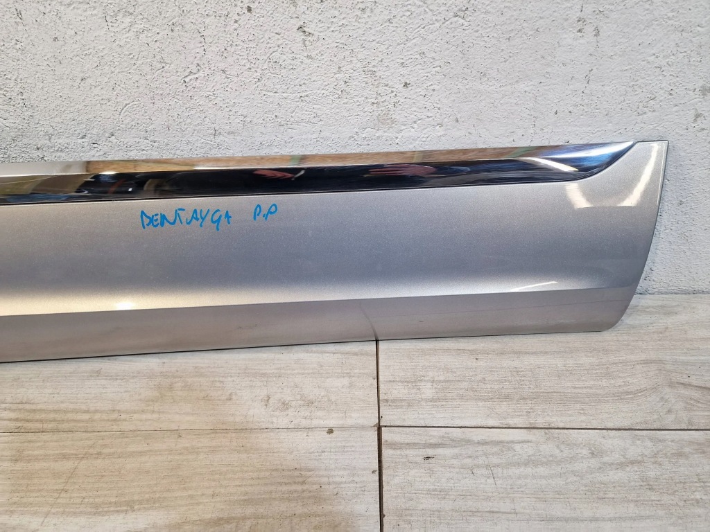 фото №2, Bentley bentayga молдинг двері передній правий