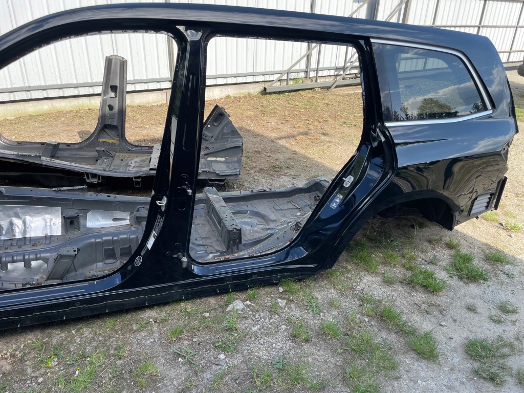 фото №2, Четверть левая задняя mercedes gl gls x166 цвет 040