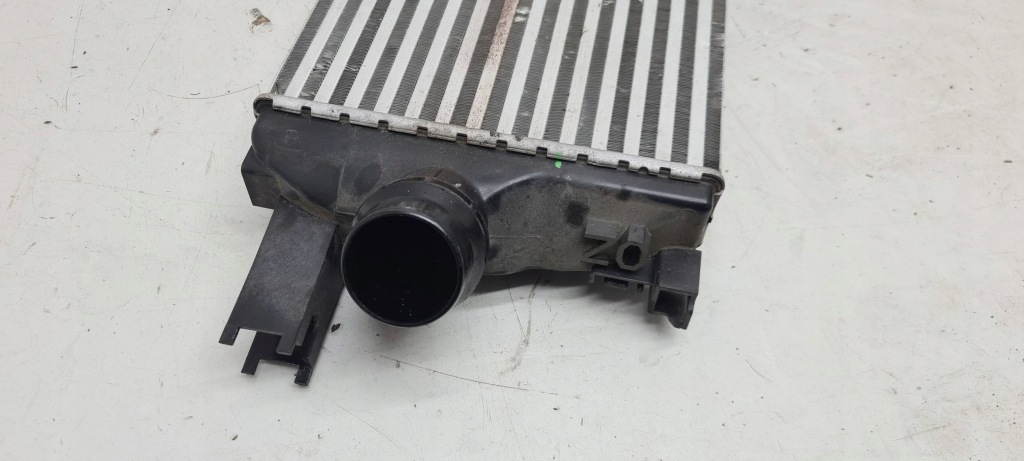 Renault clio iv радиатор интеркулер Доставка