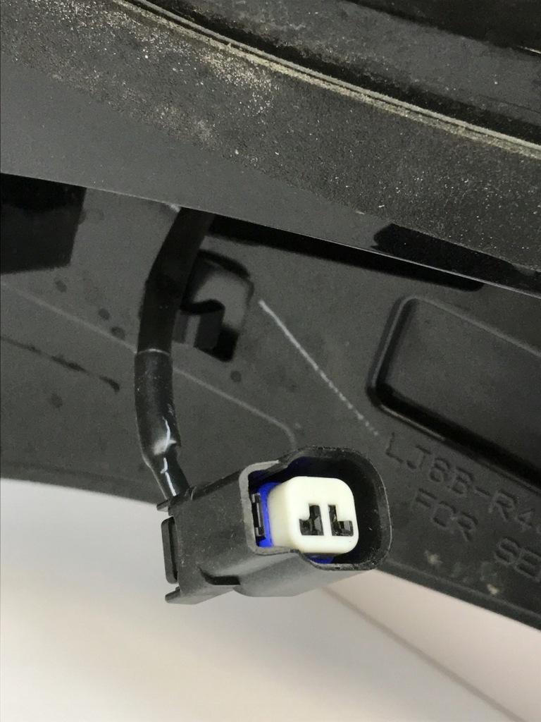 фото №13, Ford mustang mach-e спойлер спойлер lj8b-r44230-acw