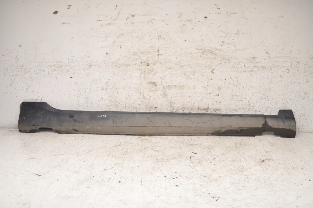 фото №1, Peugeot 2008 накладка поріг права