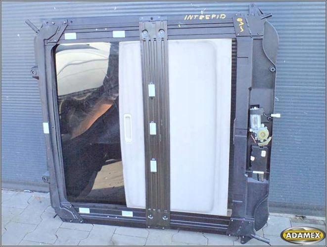 фото №5, Dodge intrepid 2.7 2001r - люк