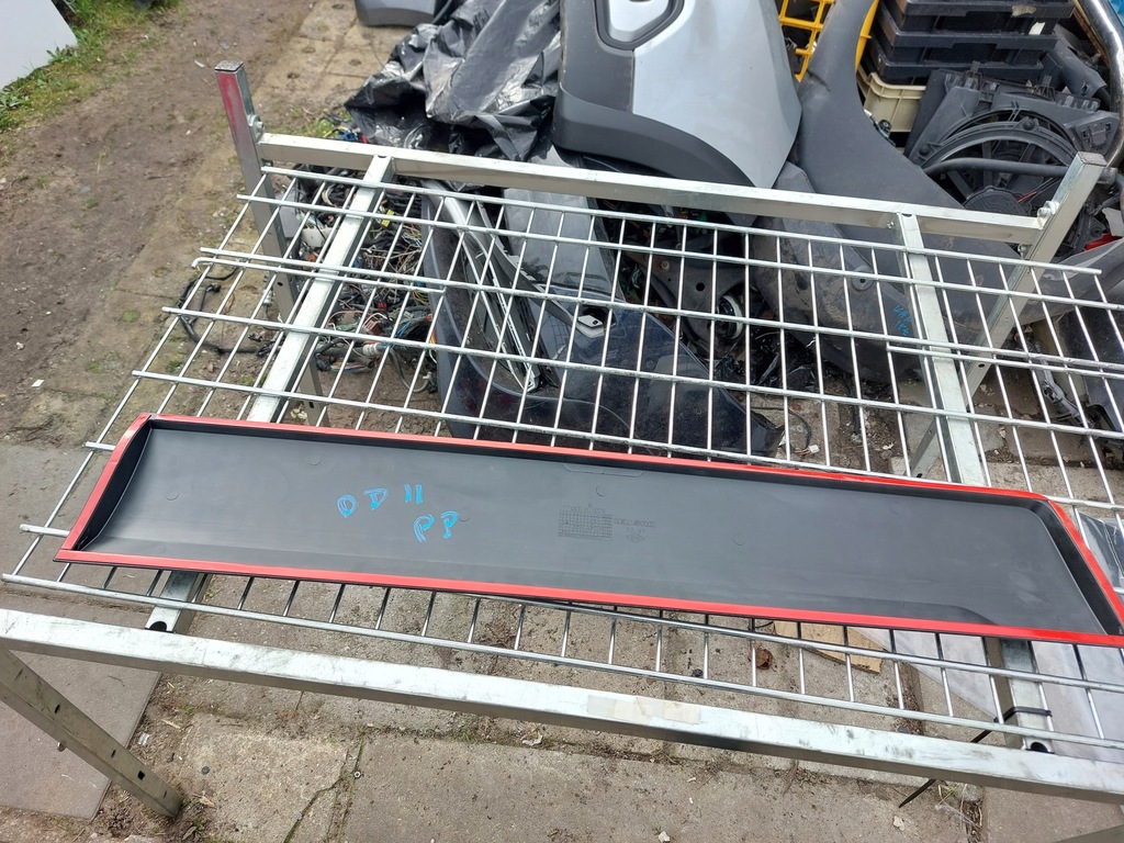 фото №4, Молдинг дверь правая передняя dacia duster ii