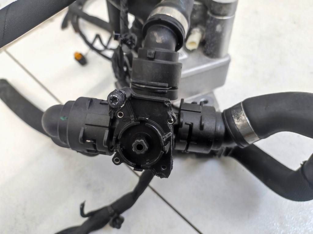 фото №8, Радіатор випарник теплообмінник тепла кондиціонера mercedes c klasa w206