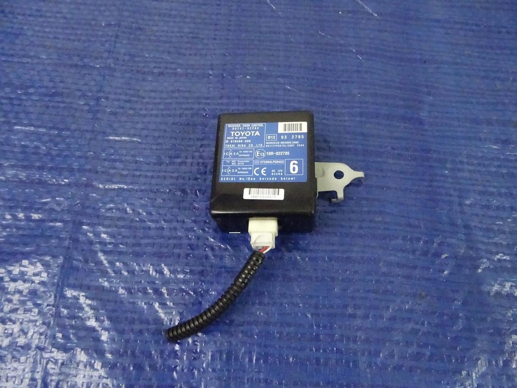 фото №1, Модуль блок управления дверь toyota оригинальный номер 89741-52262