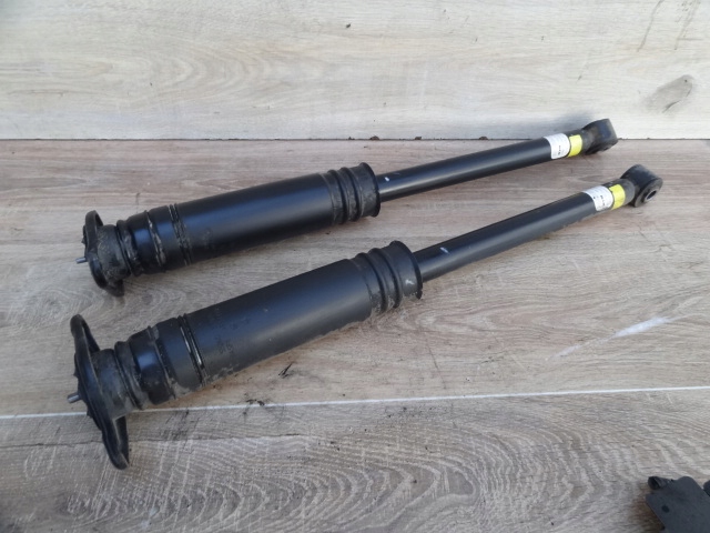 фото №1, Nissan micra k14 2017 амортизатори задні комплект