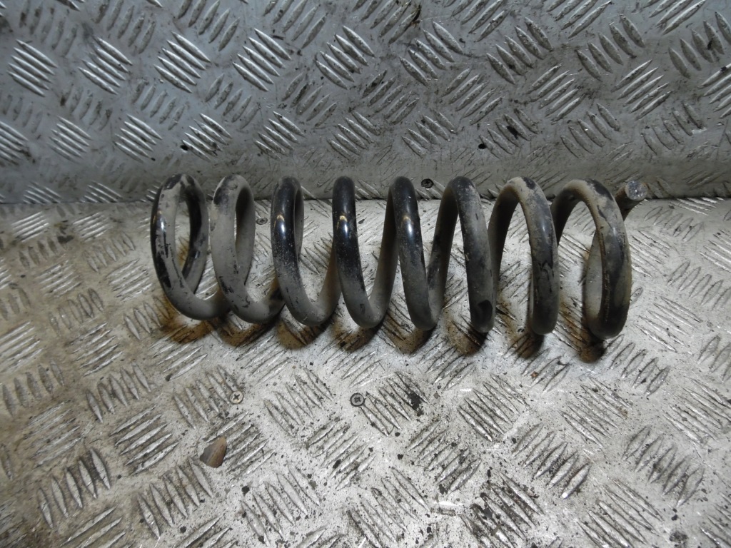 Купити Пружина задній задня mercedes-benz clk w209