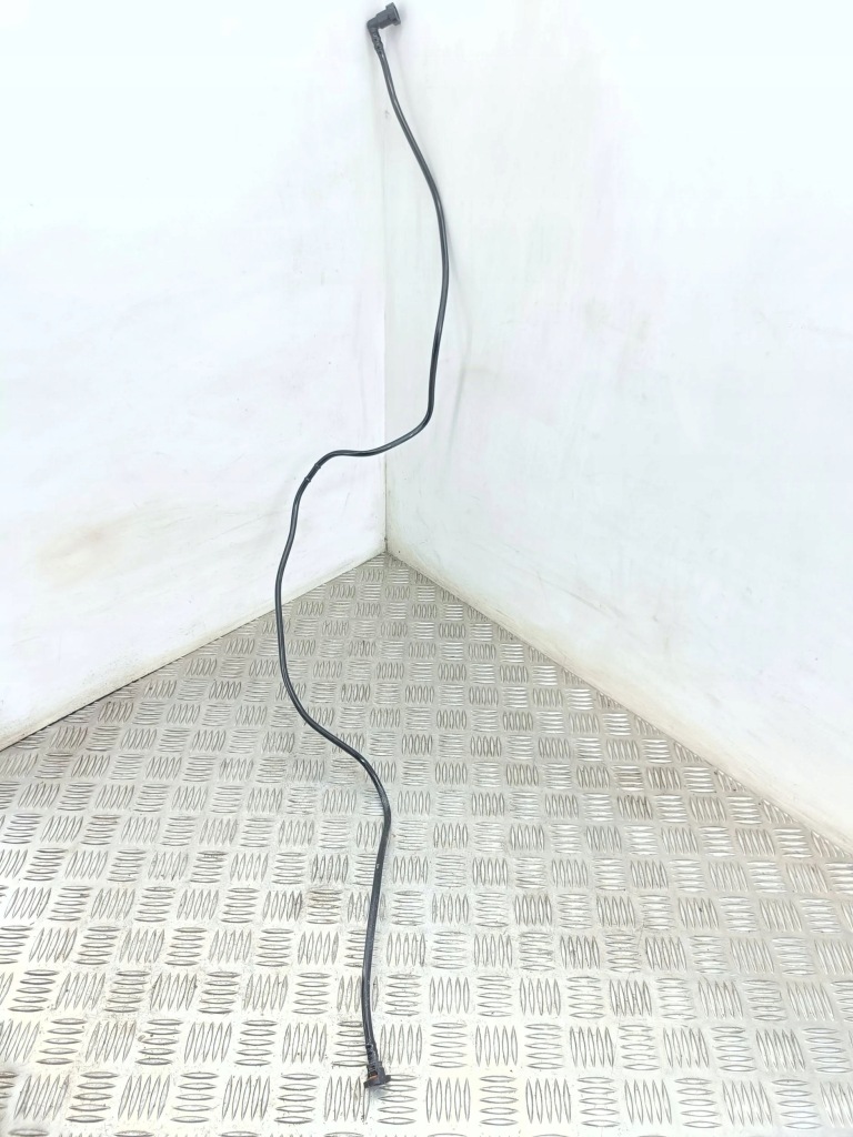 фото №1, Bmw 3 e90 e91 2007 шланг топливный