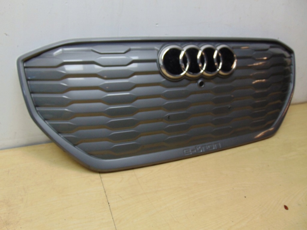 фото №4, Решётка радиатора решётка радиатора audi q4 e-tron оригинал эмблема