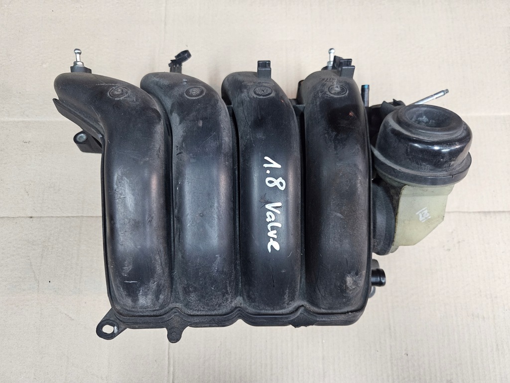 фото №1, Toyota verso avensis t27 09-17 1.8 коллектор всасывающий