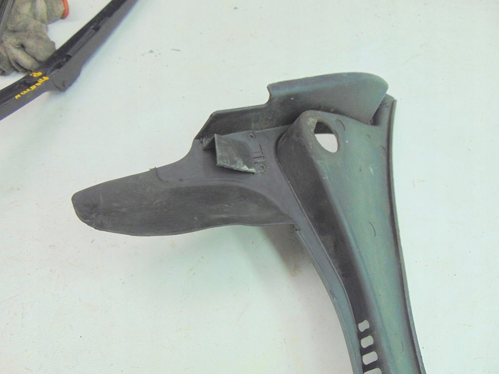 фото №10, Vw phaeton 3.0 04r жабо пластиковый корпус