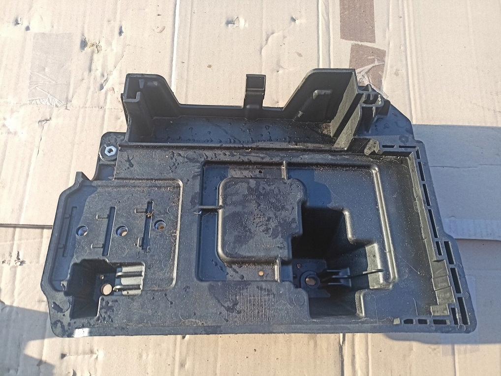 Купити Kia sportage v 5 основа акумулятор 37150-n7000