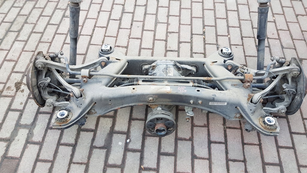 фото №1, Oś балка міст підрамник задня mercedes w204 2.2 cdi