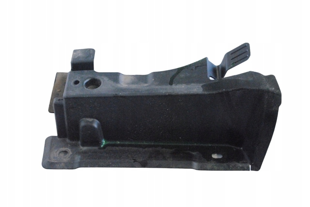 фото №1, Volvo xc40 кронштейн передний левый b4 2023 rhd