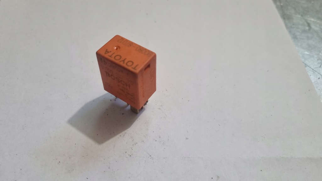 фото №1, Реле toyota corolla ix e12 9008087012