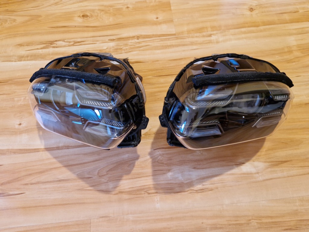 фото №1, Idealne лампы перед taycan 9j1 9ja 2019-2024 matrix pdls+ gts turbo