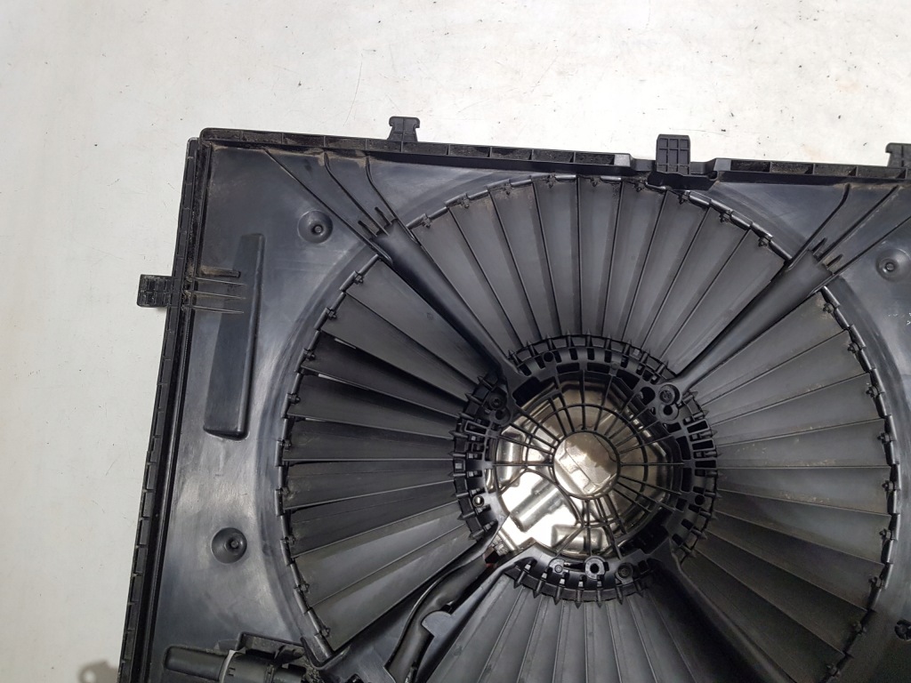 Вентилятор радіатора mercedes w205 cla w117 gla w156 glc x253 x253 w213 Ціна