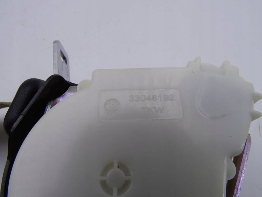 фото №3, Bmw e60 pas безопасности середина задняя