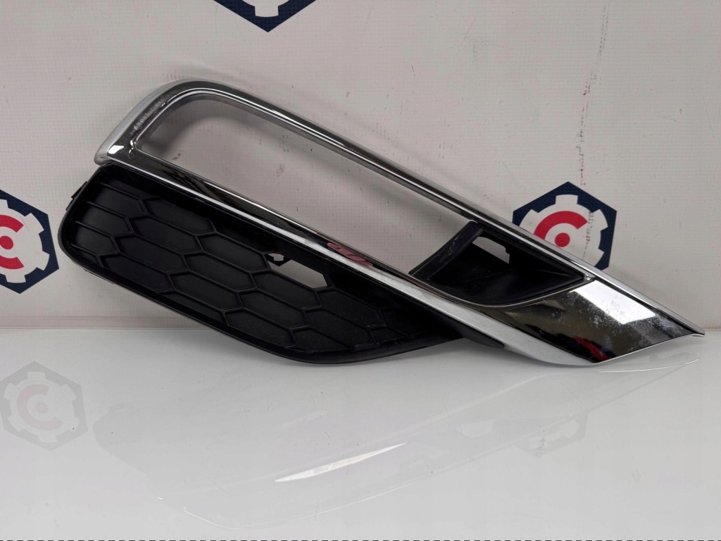 Купить Решётка бампера правый  honda cr-v iv