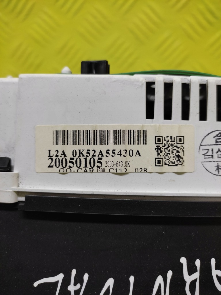 фото №7, Kia carnival счетчик приборы 0k52a55430