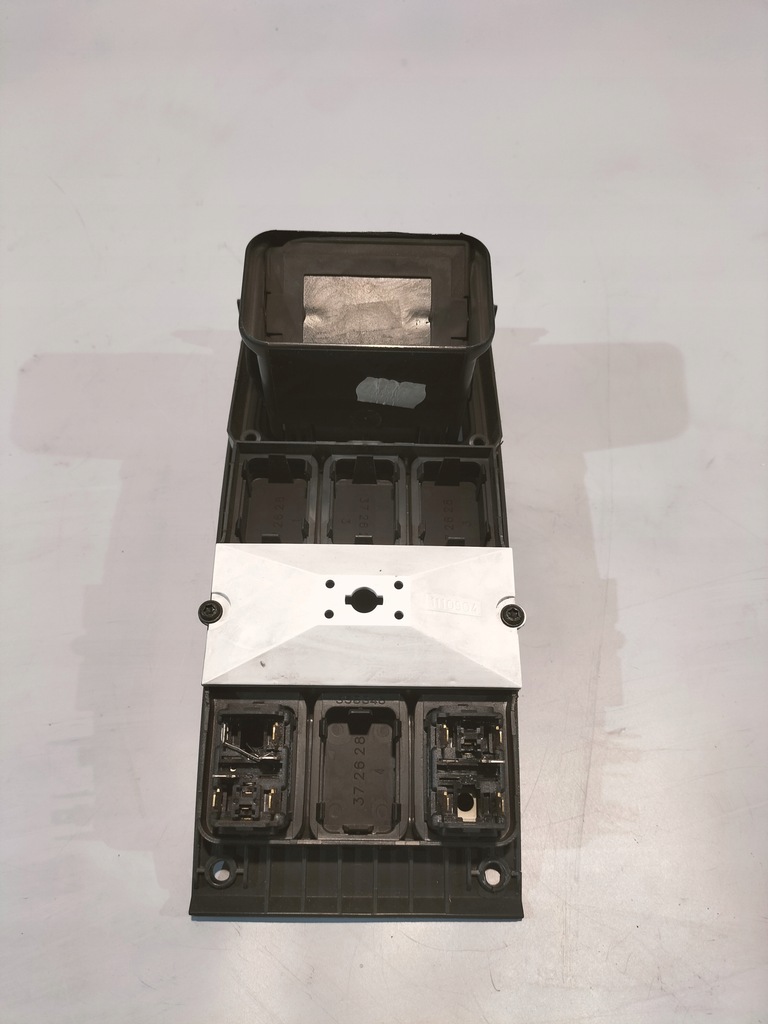 фото №8, Панель перемикач решітка обдув scania 4 114 124