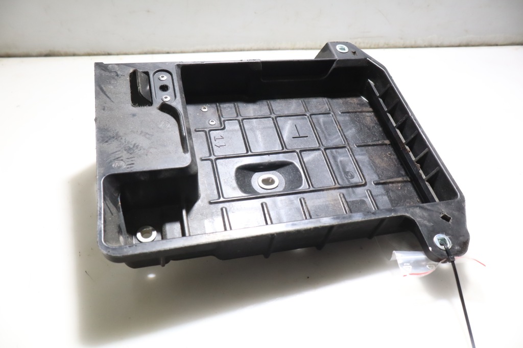 Купить Основание аккумулятор toyota corolla e21