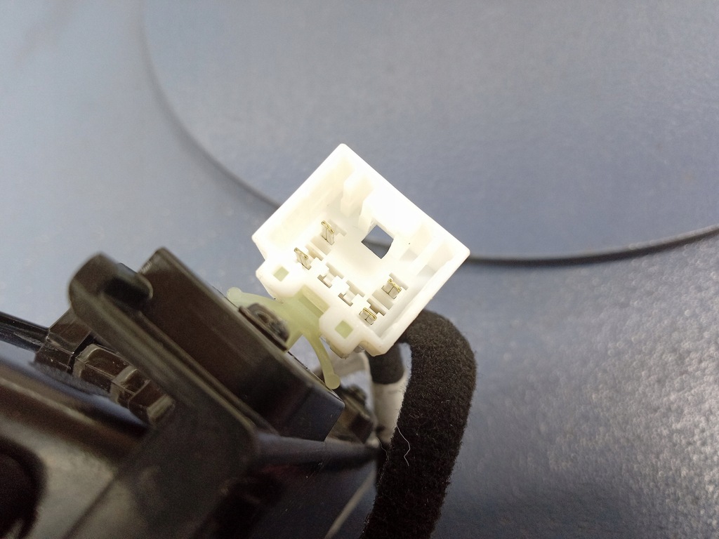 фото №7, Kia ceed iii разъём usb 12v полка 84681-j7000