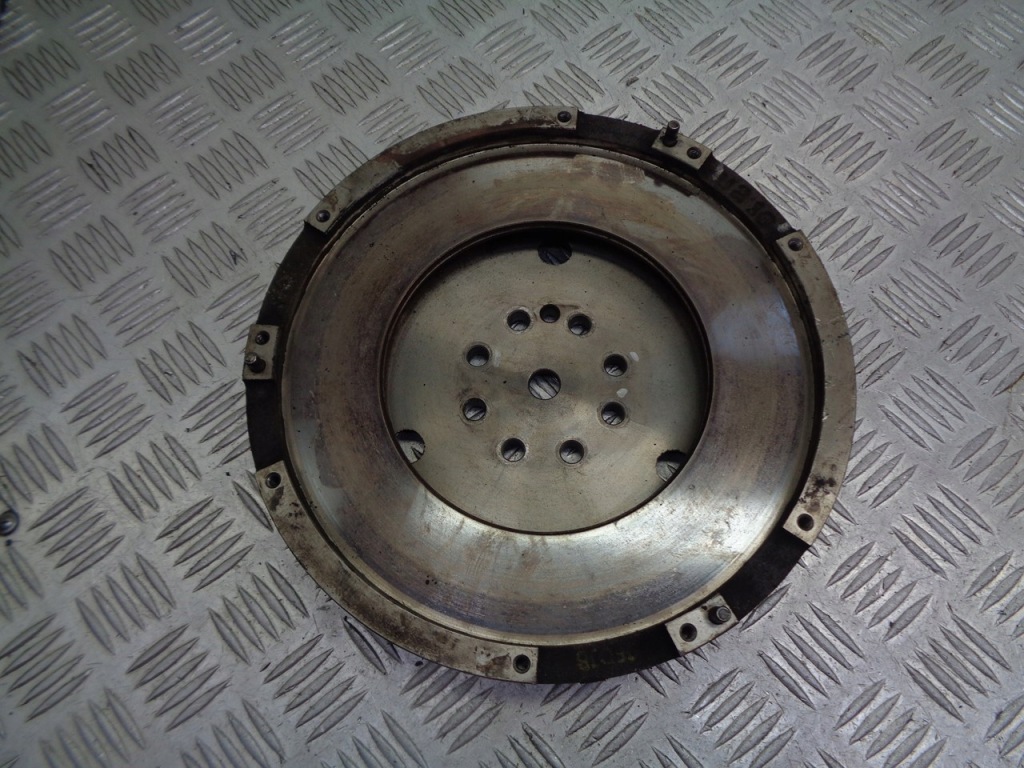 фото №1, Колесо маховик hyundai i30 1.6 crdi