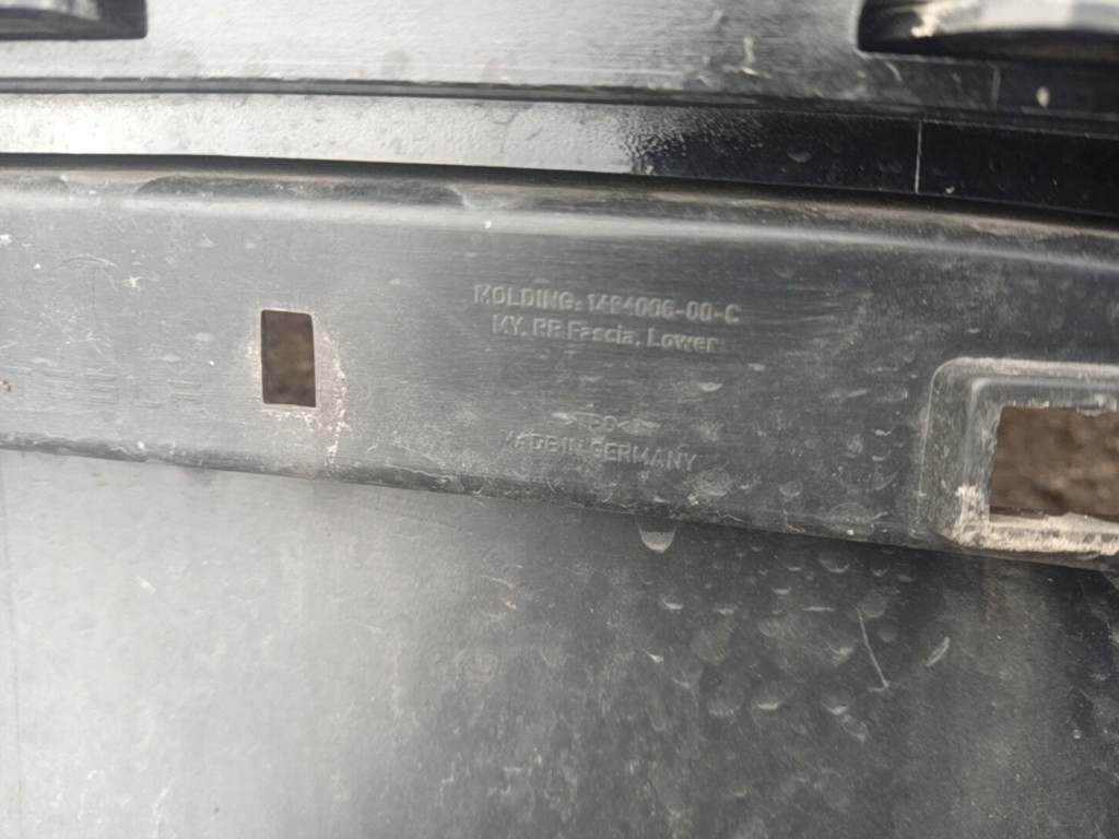 Бампер задняя задний tesla y 21-23rok 1540120-01-b Доставка