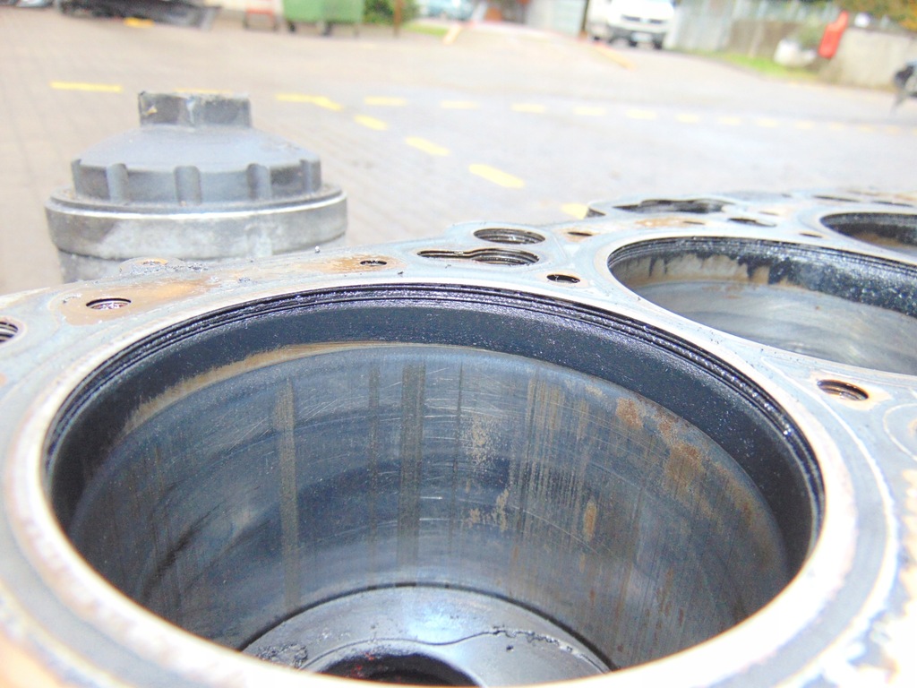 фото №12, Блок dół двигателя wał поршни vw golf 5 v 1.9tdi bls europa