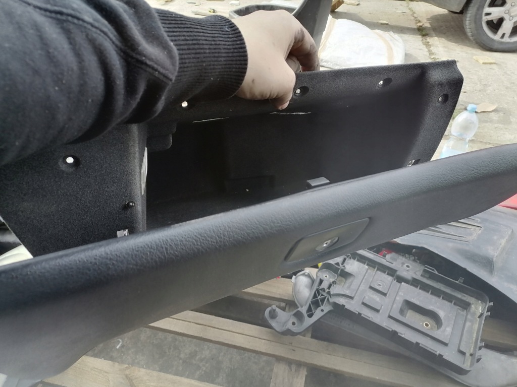 фото №3, Бардачок пассажира peugeot 407