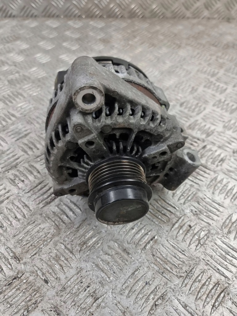 Купить Land rover discovery 5 2019 генератор