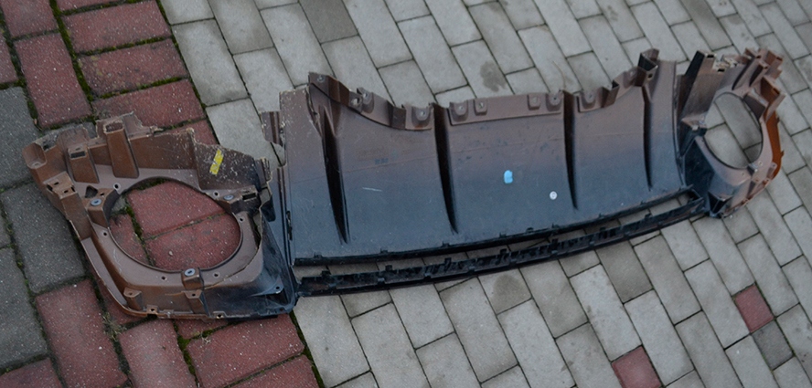 фото №4, Накладка диффузор audi r8 lift 4s0807521