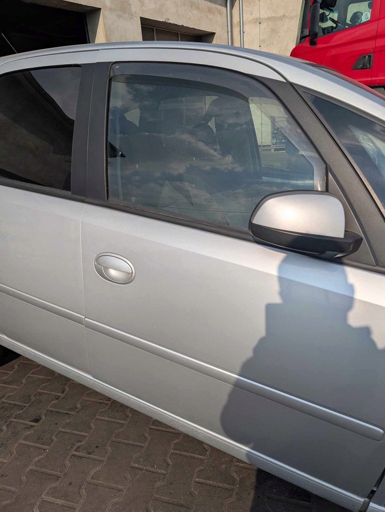 фото №1, Двері перед передні праве opel meriva a z157
