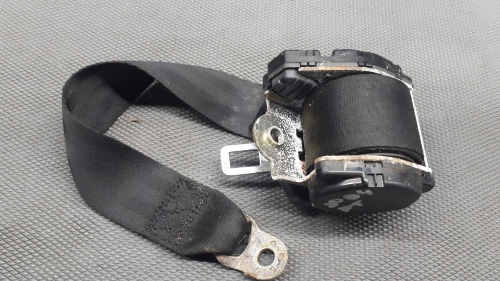 Купити 893857709 ремінь правий задній audi 80 b3 b4