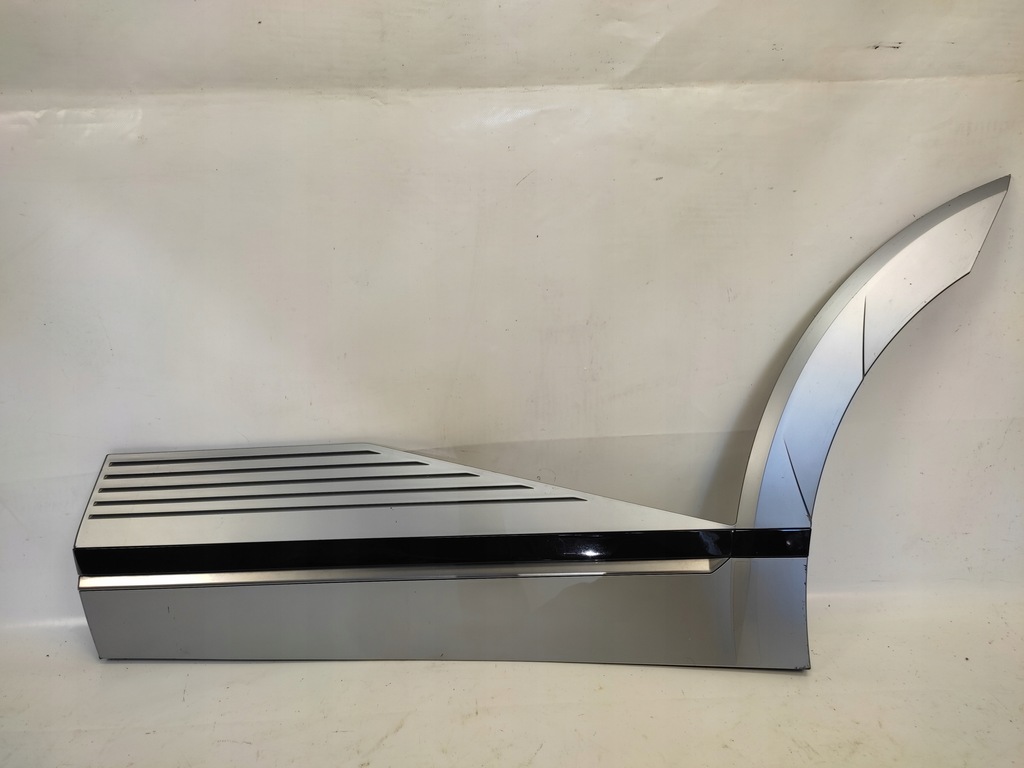 фото №1, Hyundai ioniq 5 v молдинг дверь левая задняя задняя 2021-