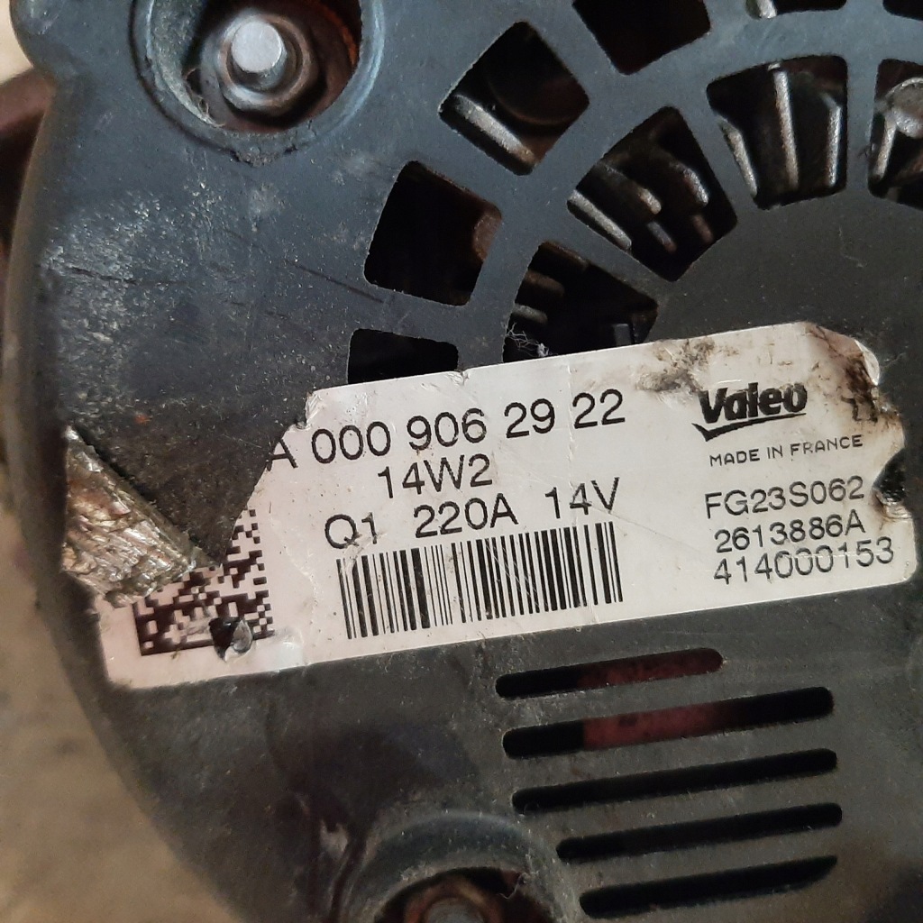 Mercedes e w212 генератор a0009062922 Киев