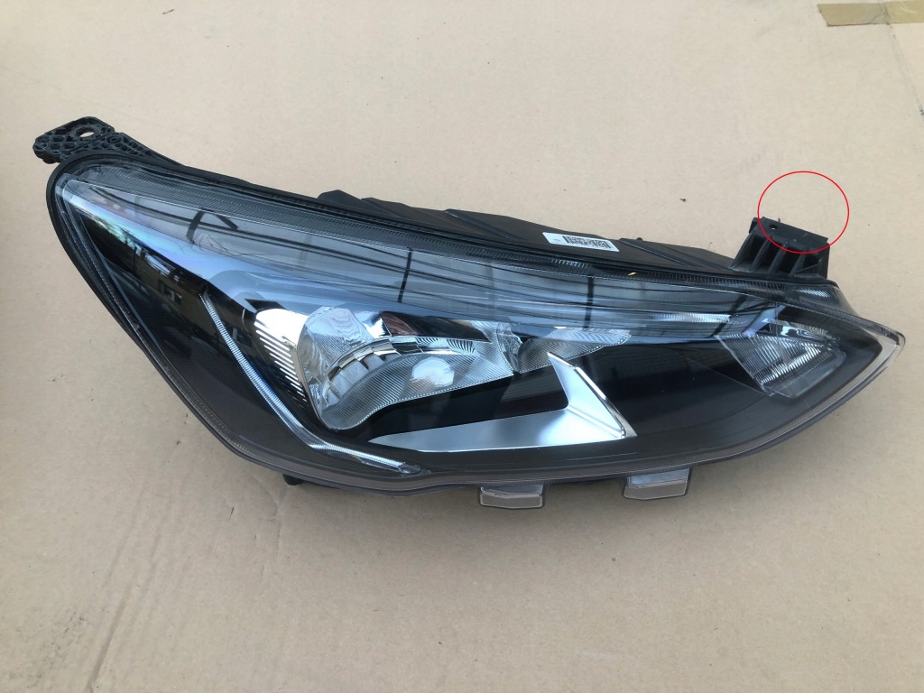 Купити Ford focus mk4 2018-2021 фара правий led європа