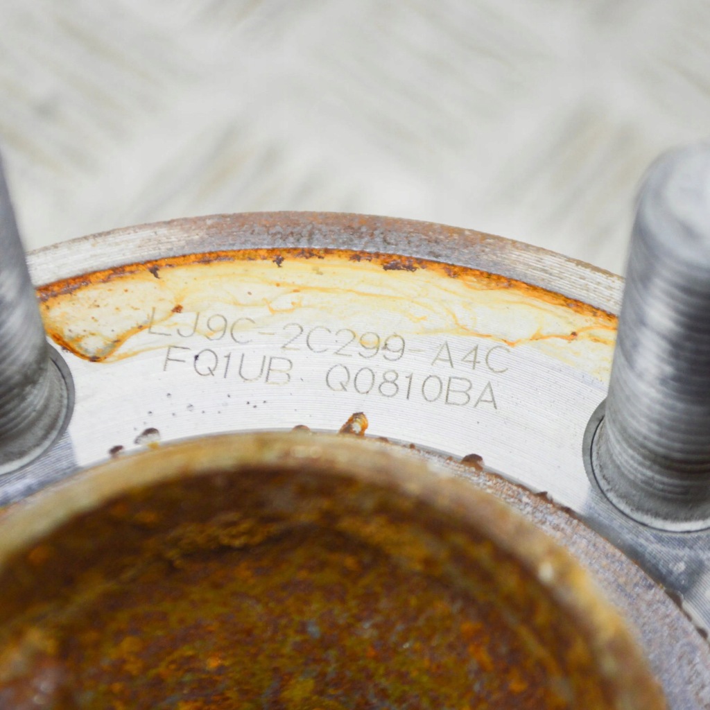 фото №7, Ford mustang mach-e 2022 левая сторона ступица колеса передний